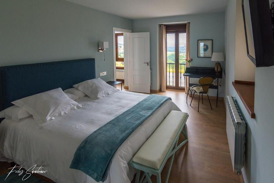 Apartamentos Buenavista Tineo Bagian luar foto